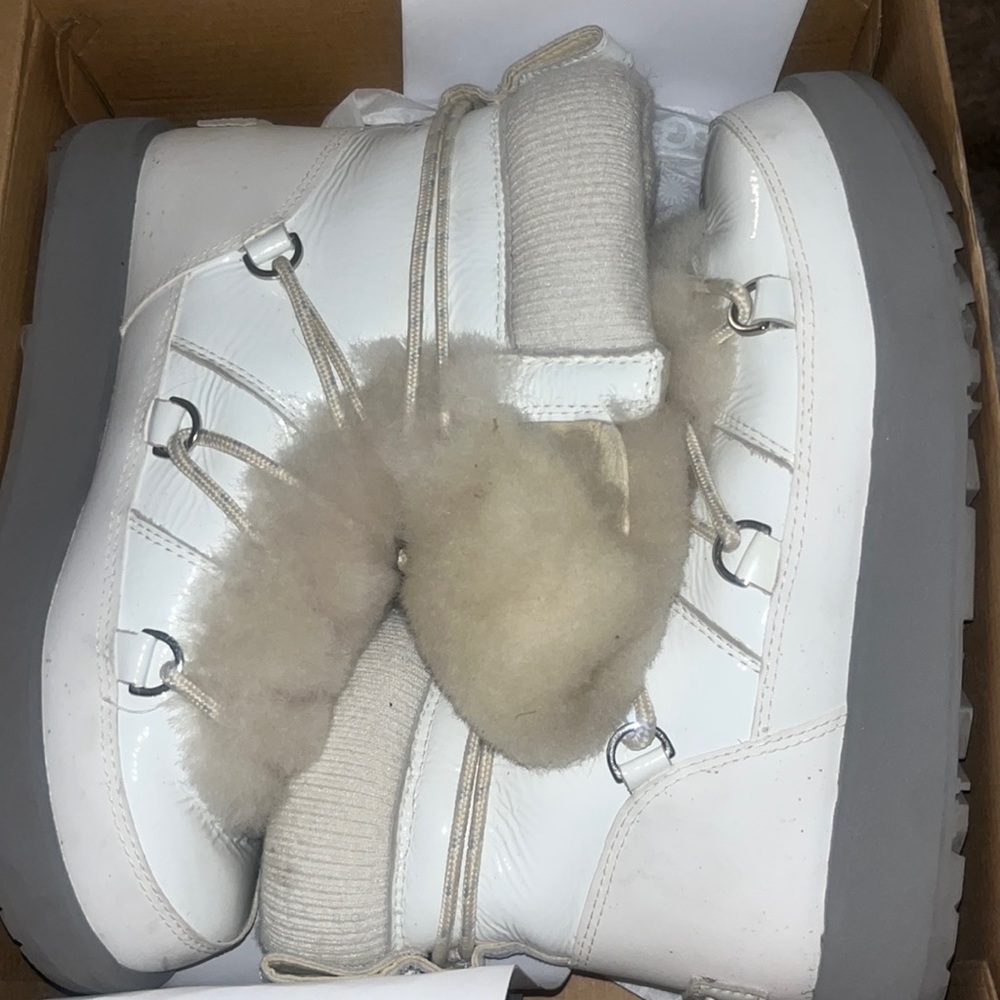UGG snow boots sherpa fur insider & out